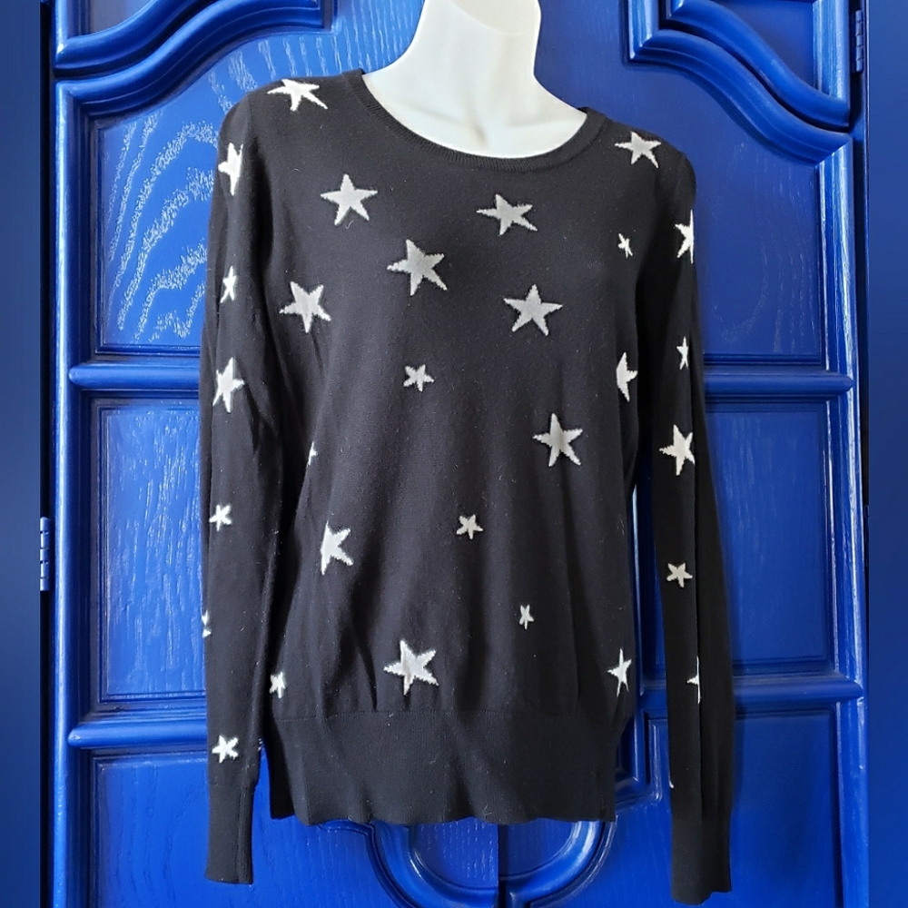 Cashmere Blend Fitted Black Star Sweater